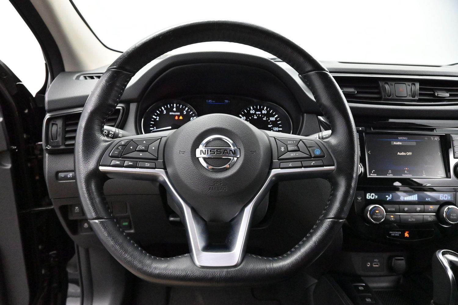 Used 2020 Magnetic Black Pearl Nissan SV image 16