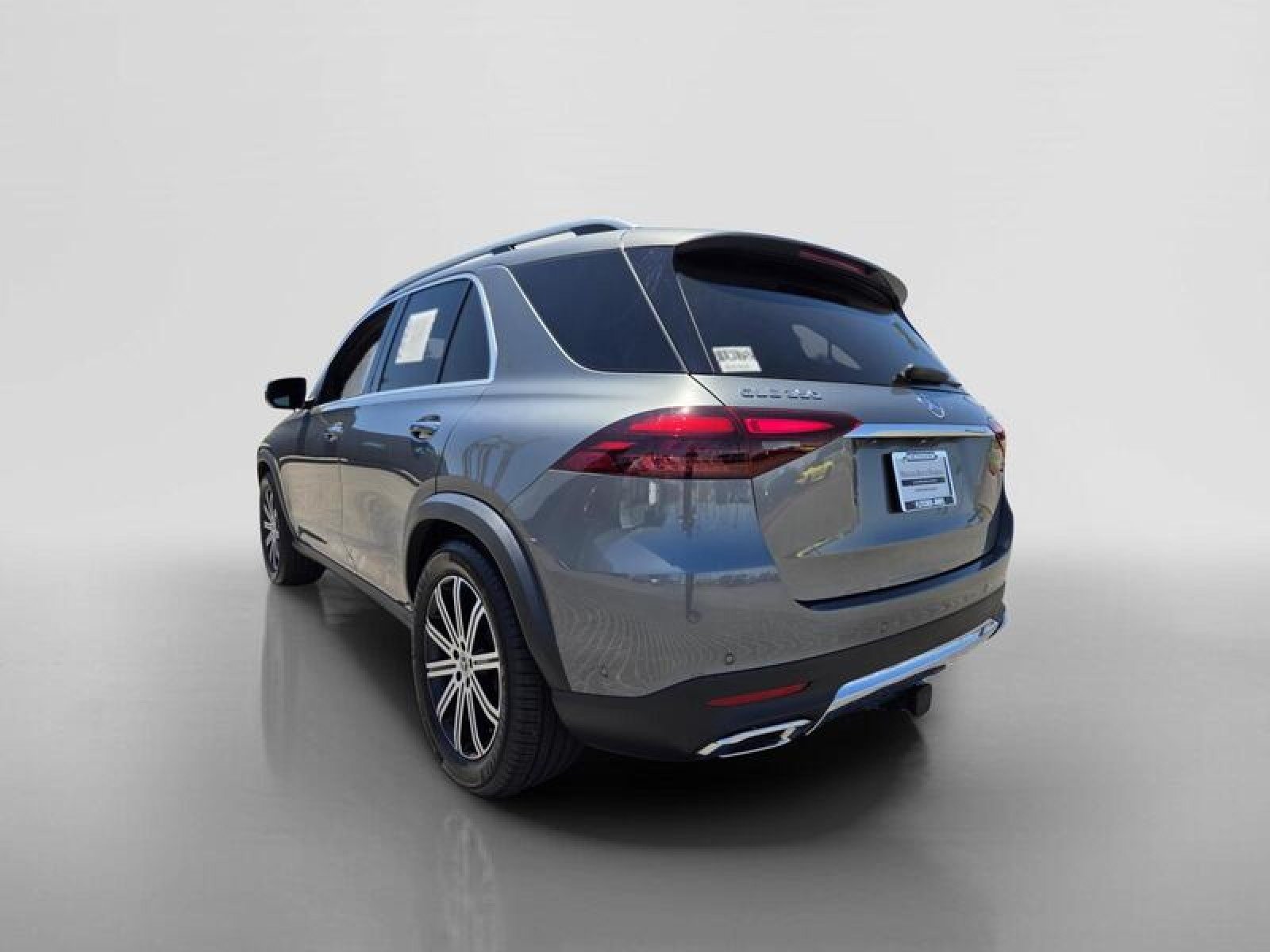Used 2026 Selenite Grey Metallic Mercedes-Benz GLE 350 4MATIC® SUV image 3