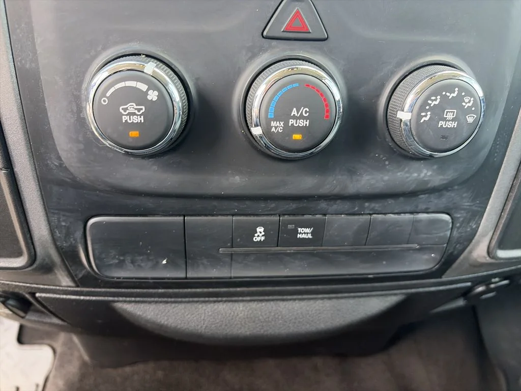 Used 2013 Silver Ram Express image 23