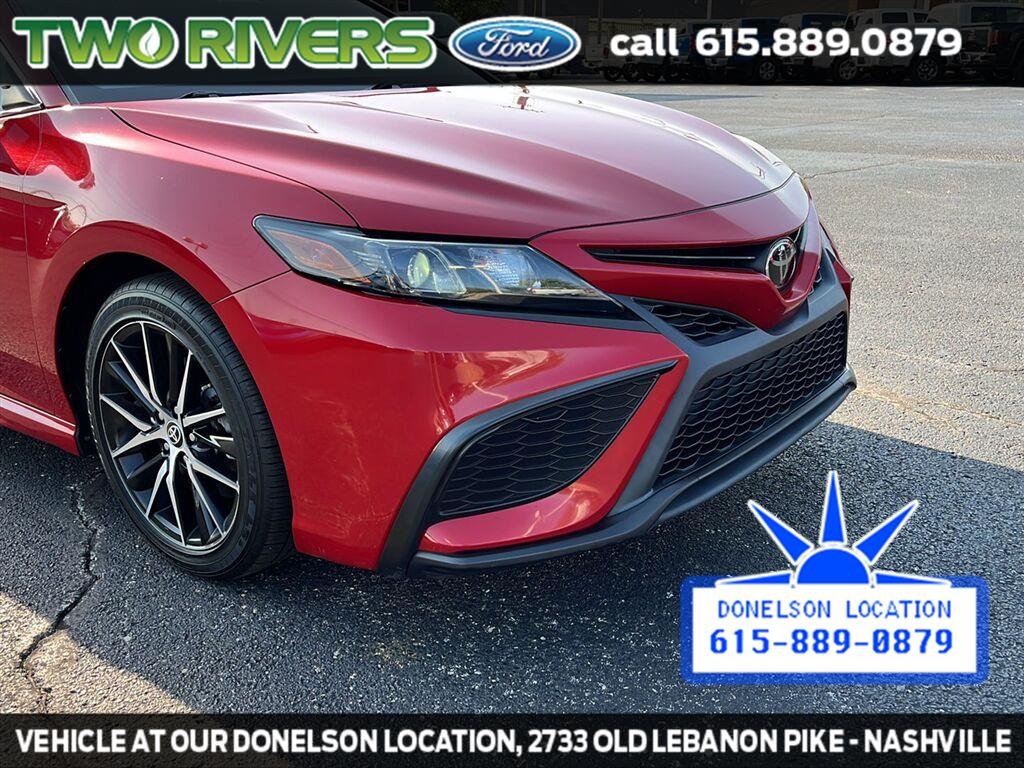 Used 2022 Supersonic Red Toyota SE image 12