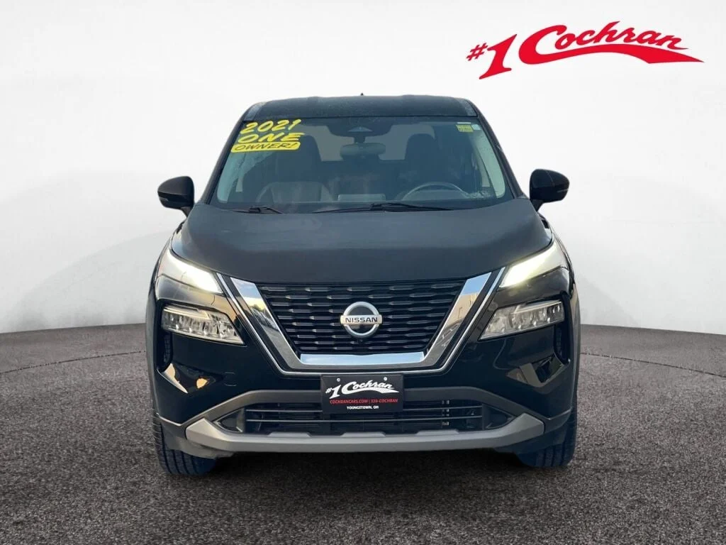 Used 2021 Super Black Nissan SV image 32