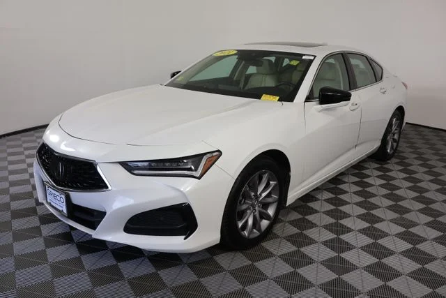 Used 2021 White Acura  image 4