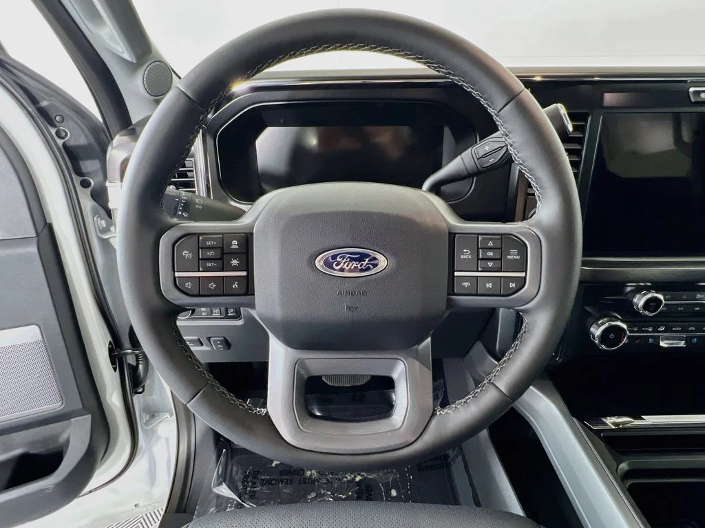 New 2026 Star White Metallic Tri-Coat Ford Lariat image 8