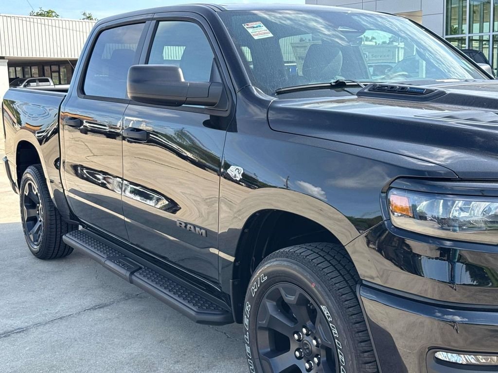 New 2026 Diamond Black Crystal Pearl-Coat Exterior Paint RAM Express image 6