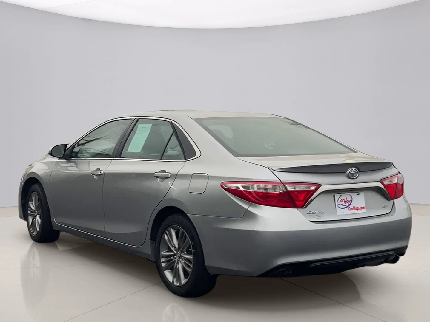 Used 2017 Silver Toyota LE image 7