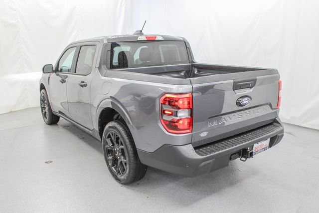 New 2026 Carbonized Gray Metallic Ford XLT image 6