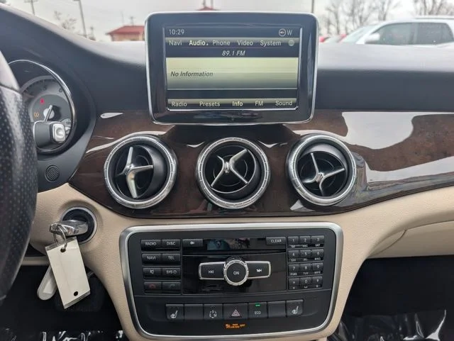 Used 2014 Purple Mercedes-Benz CLA 250 image 14