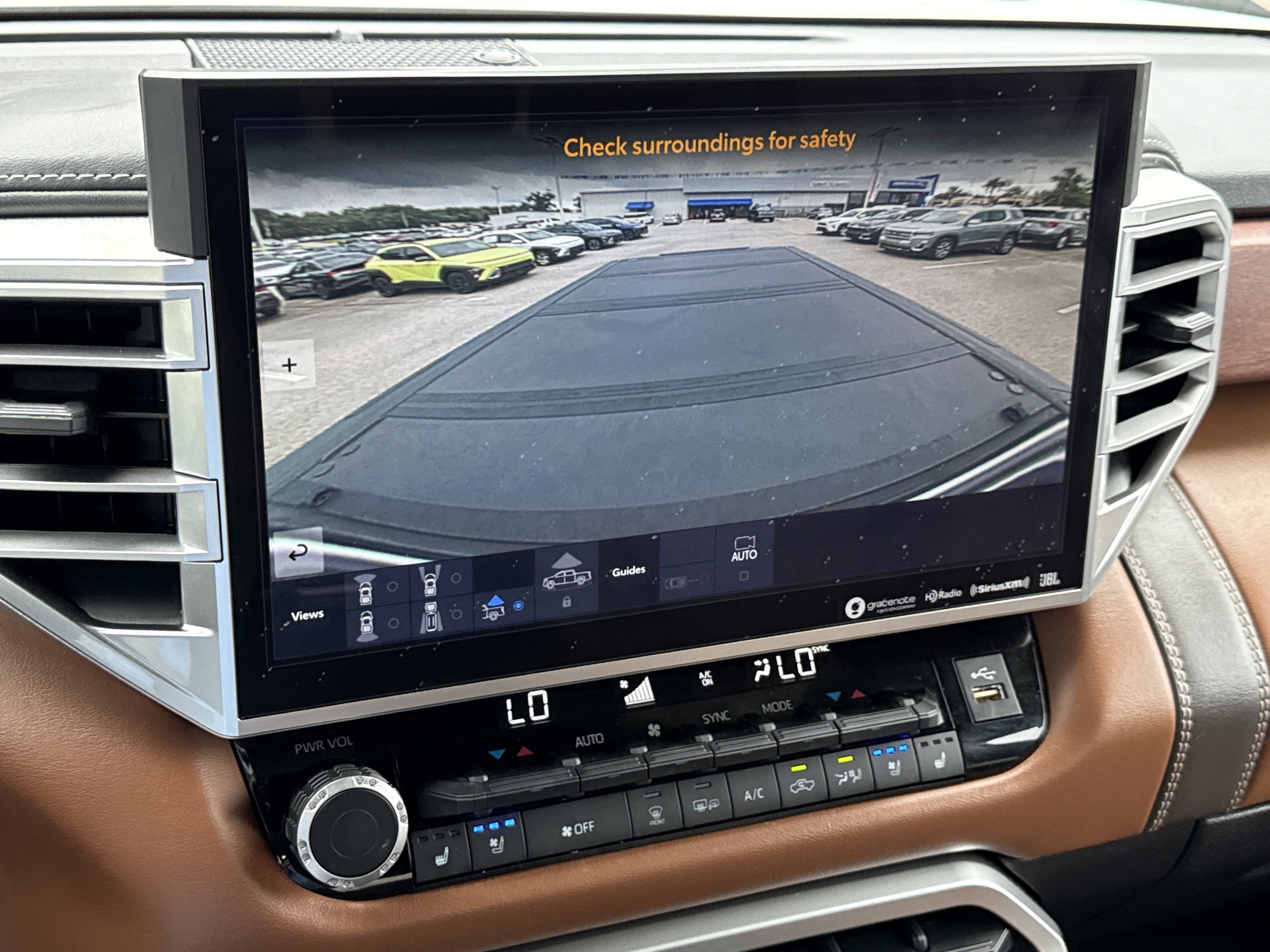 2024 Toyota Tundra 1794 Edition - Photo 31