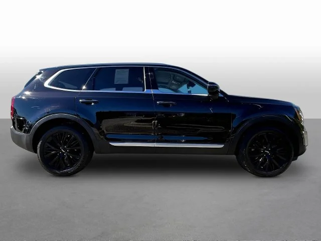 Used 2022 Black Kia SX image 9