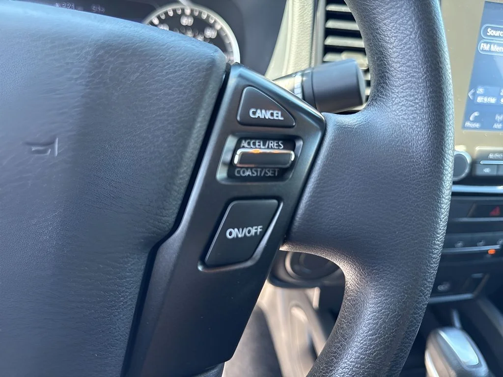 Used 2022 White Nissan S image 13