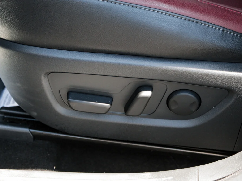 Used 2026 Polymetal Gray Metallic Mazda Premium image 10