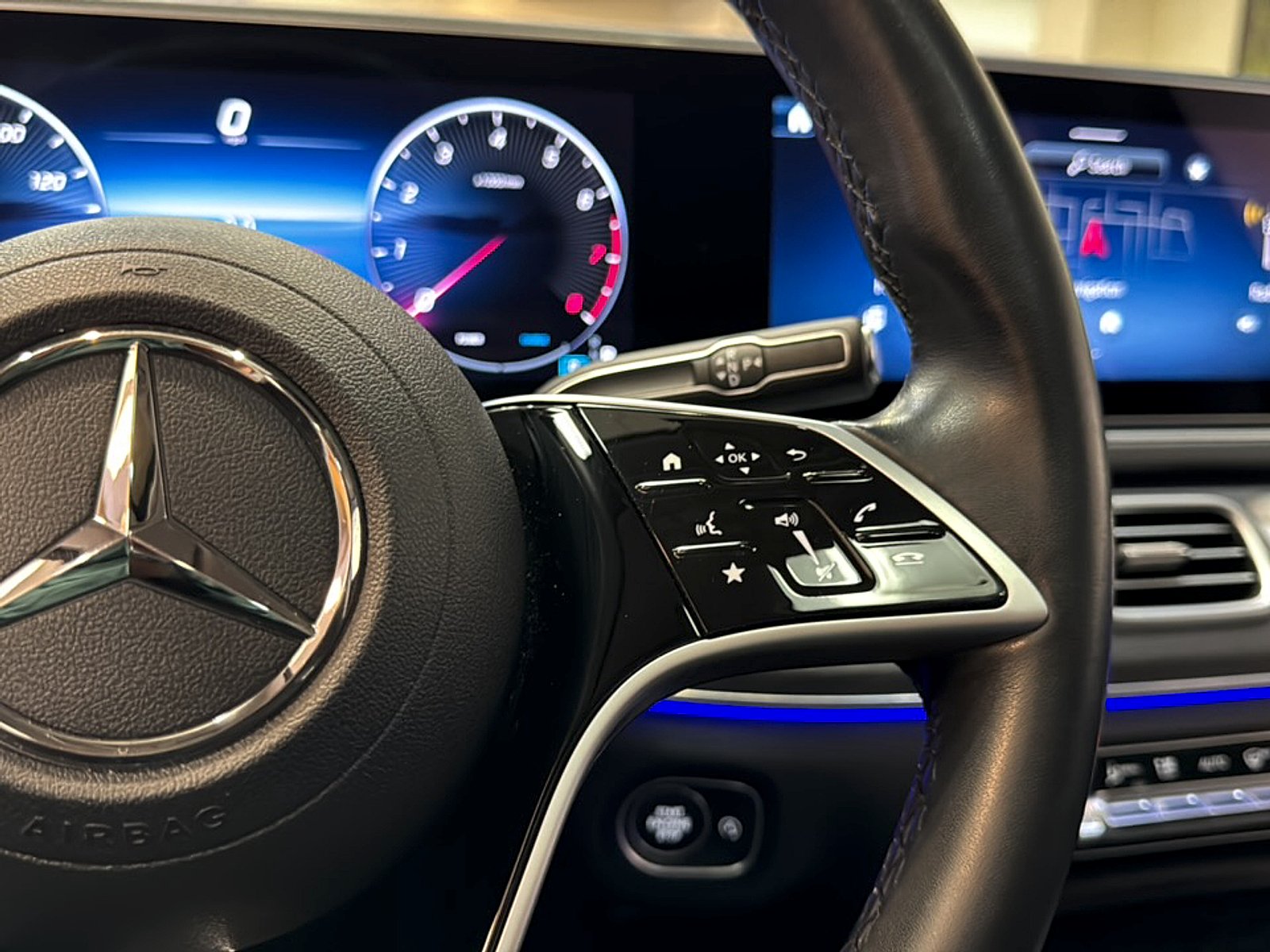 Certified Used 2025 Black Mercedes-Benz  image 24
