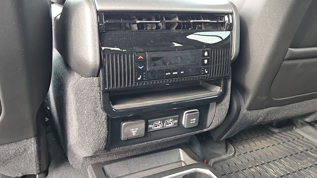 2026 Jeep Grand Wagoneer Limited Altitude - Photo 20