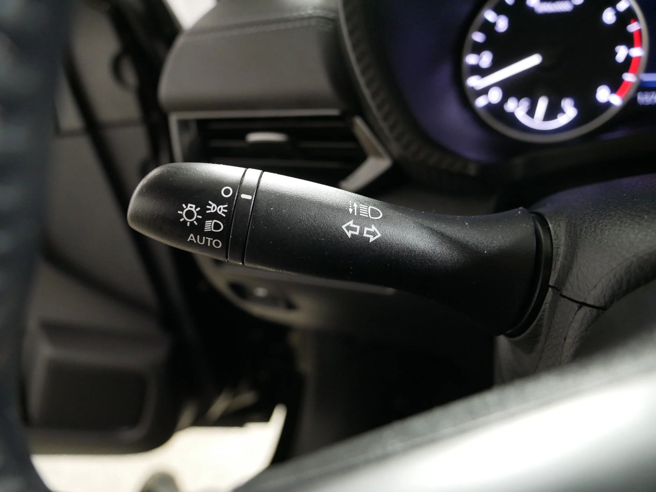 Used 2023 Super Black Nissan SV image 32