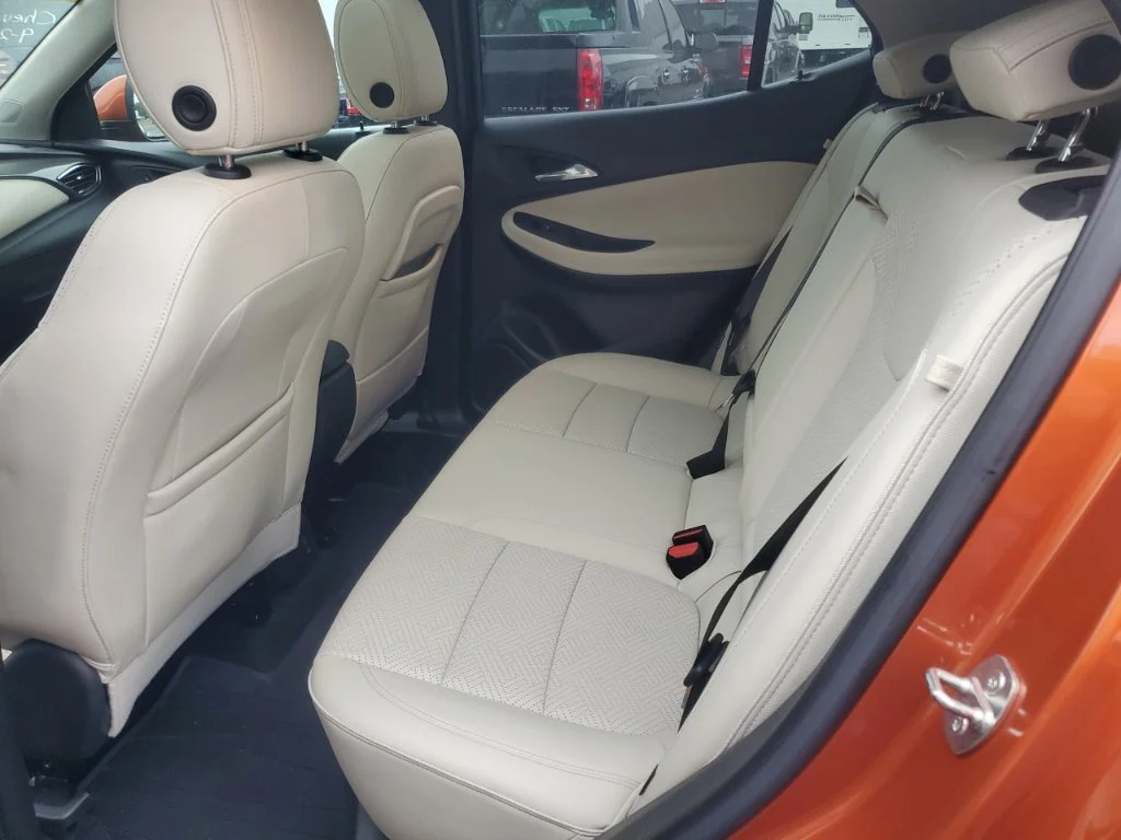 Used 2023 Orange Buick Essence image 13