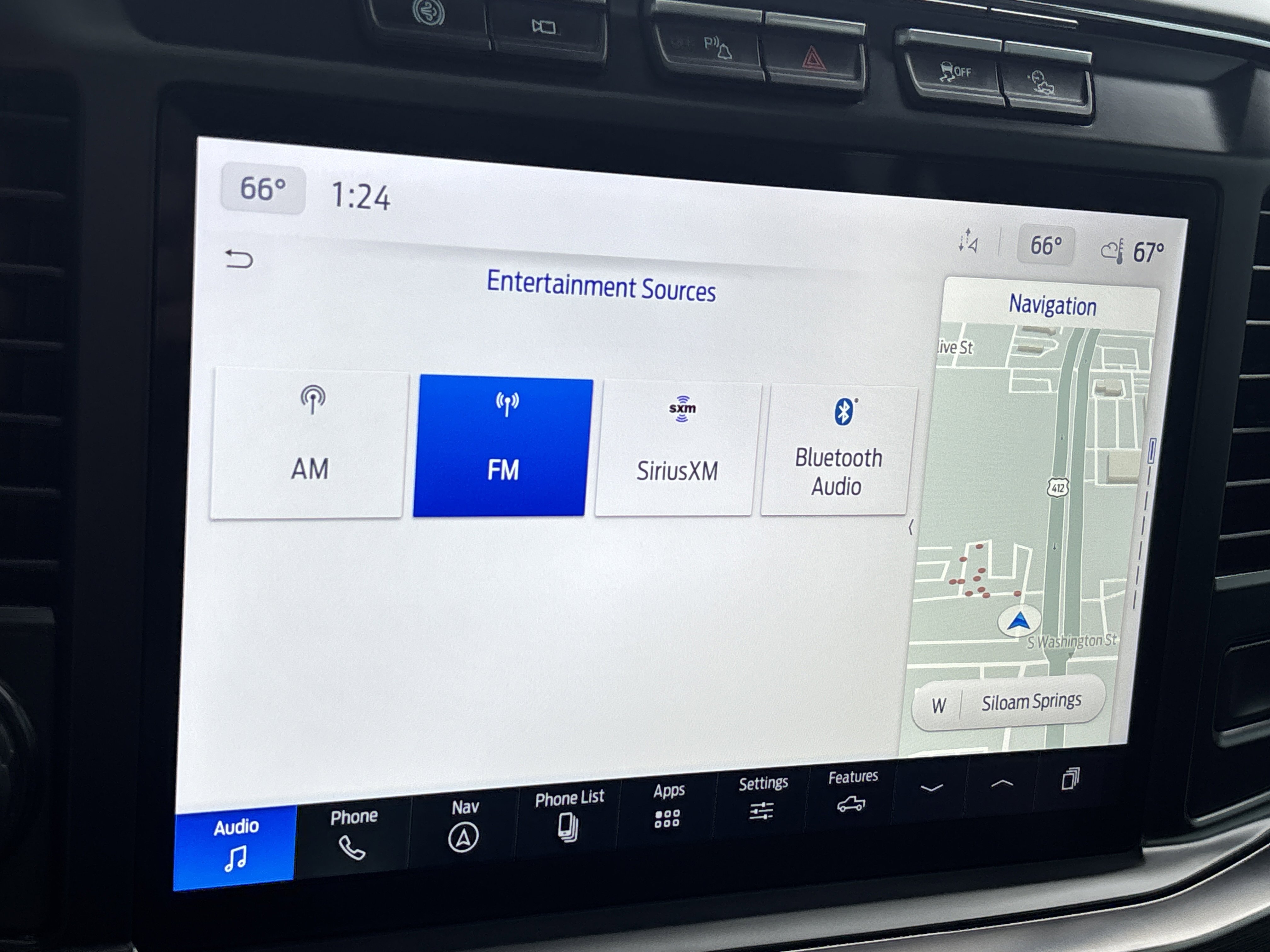 Used 2023  Ford XL image 43