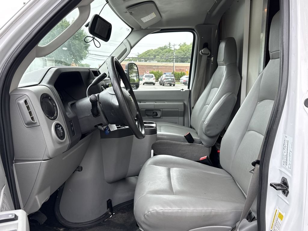 Used 2019 White Ford Base image 9