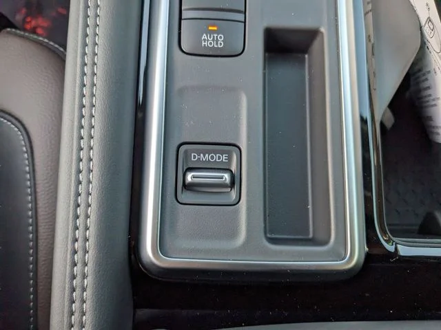 New 2026 Everest White Pearl TriCoat Nissan Platinum image 25