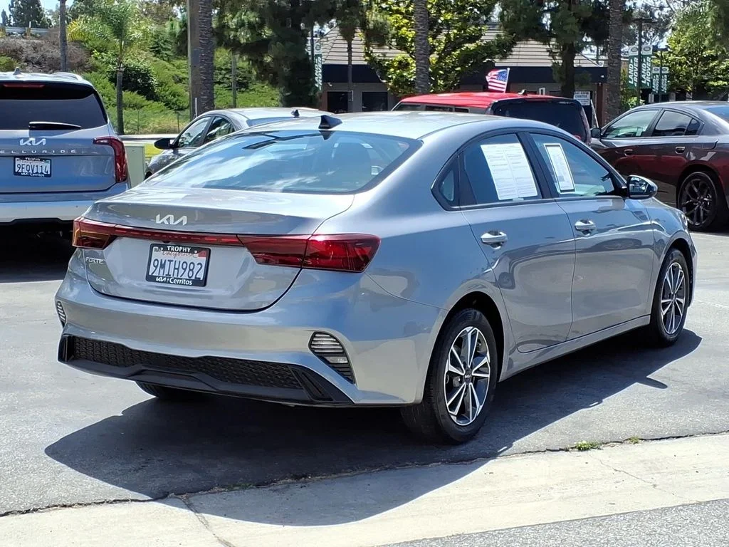 Certified Used 2024 Gray Kia LXS image 5