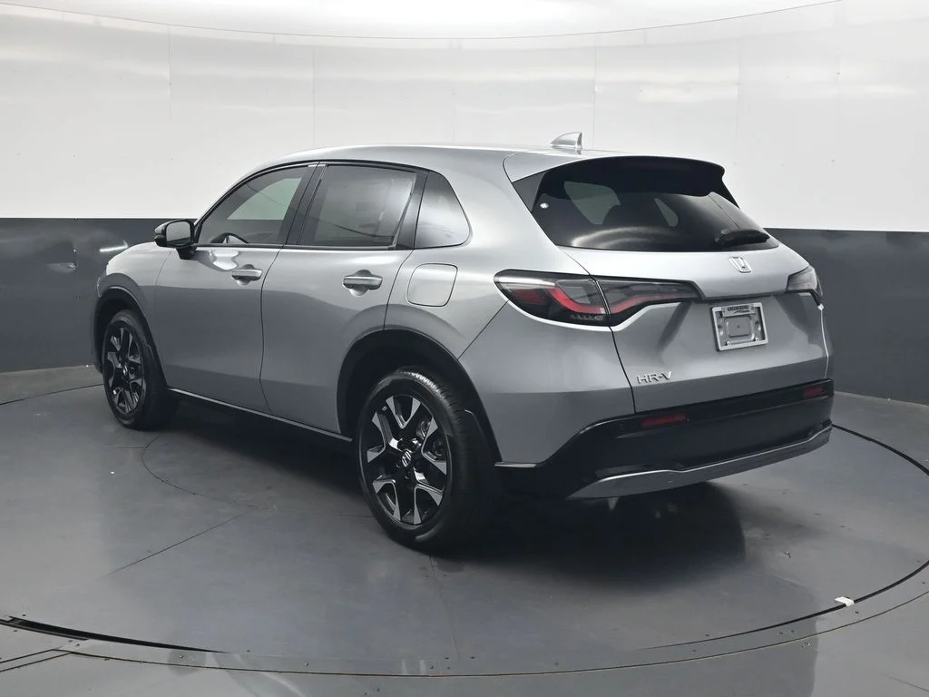 New 2027 Solar Silver Metallic Honda EX-L image 6