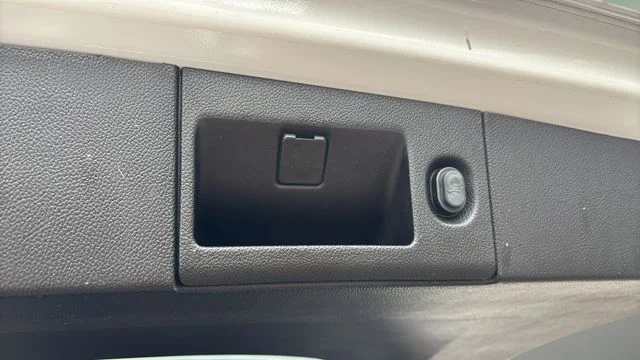 Used 2019 White Chevrolet Premier image 36