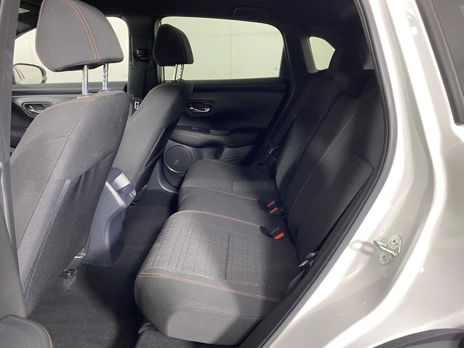 Used 2024 Platinum White Pearl Honda Sport image 22