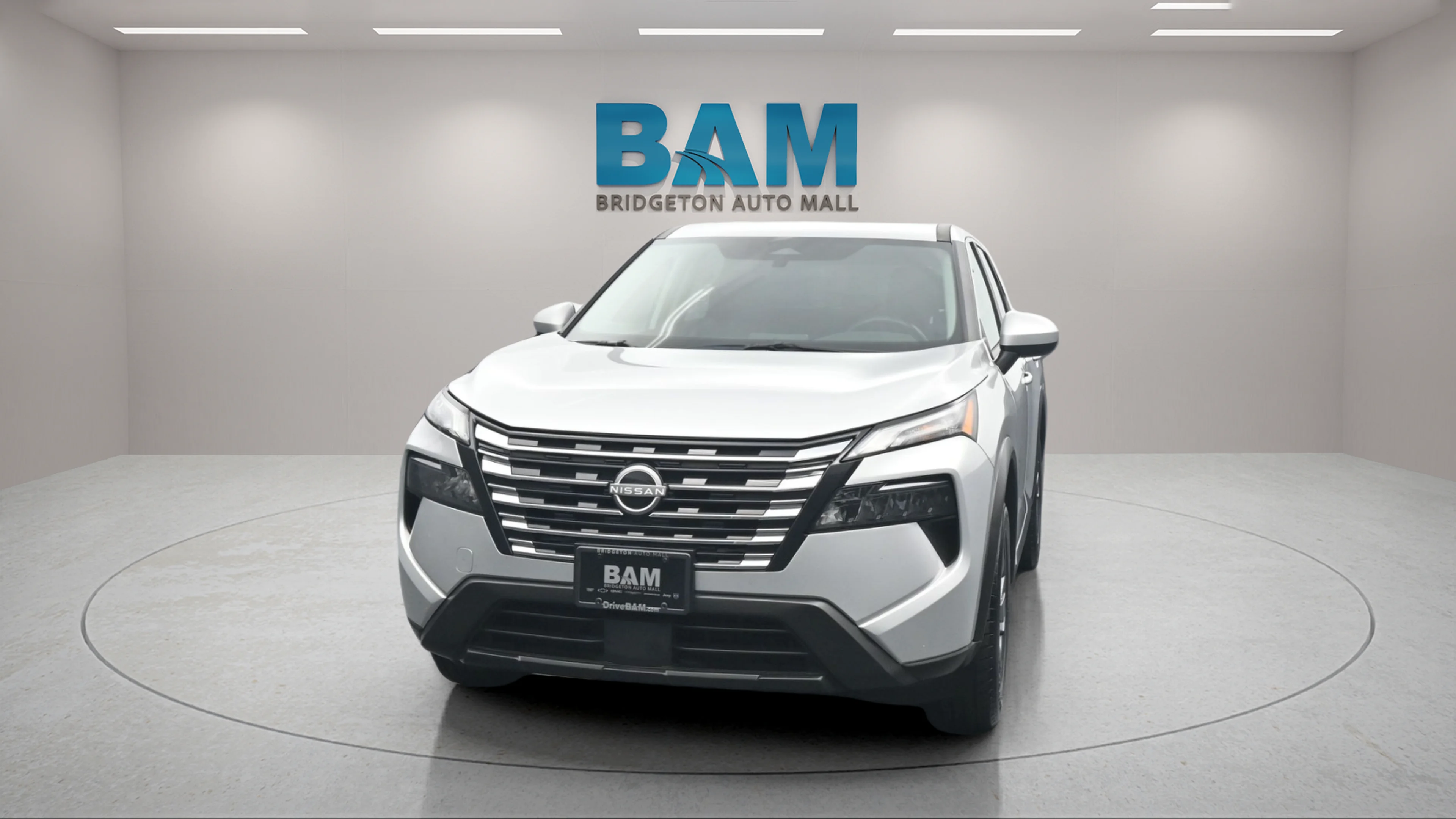 Used 2025 Brilliant Silver Metallic Nissan SV image 2