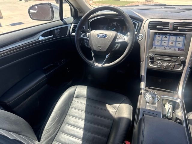 2017 Ford Fusion Energi SE Luxury - Photo 16