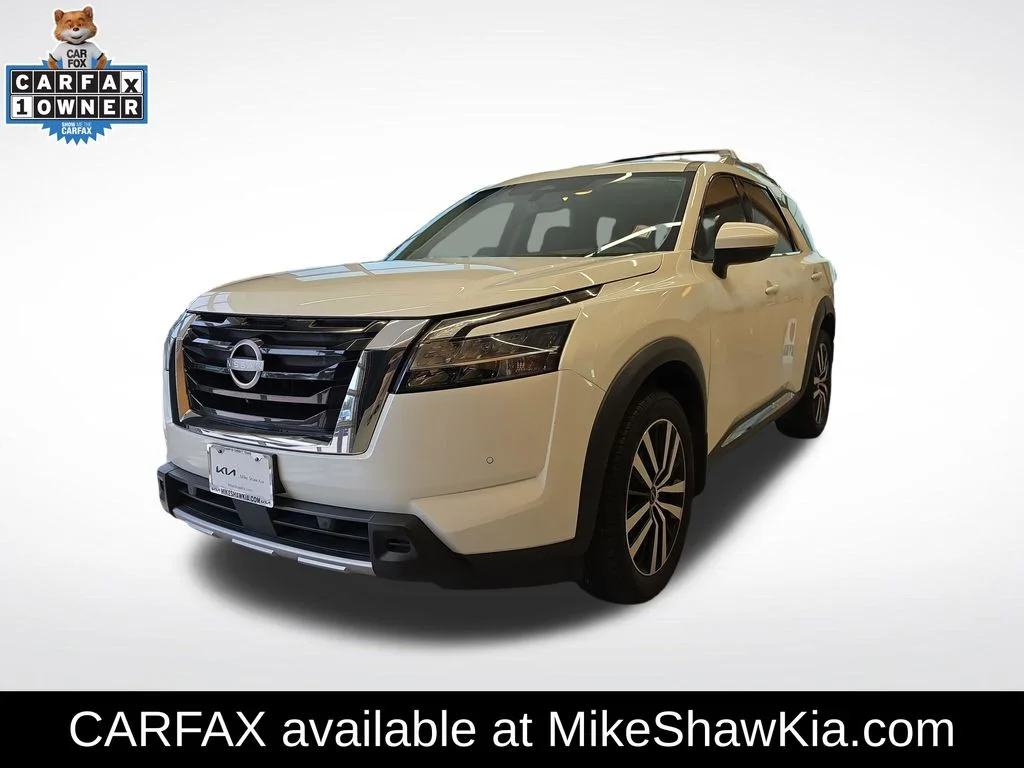2023 Nissan Pathfinder Platinum 2WD's photo