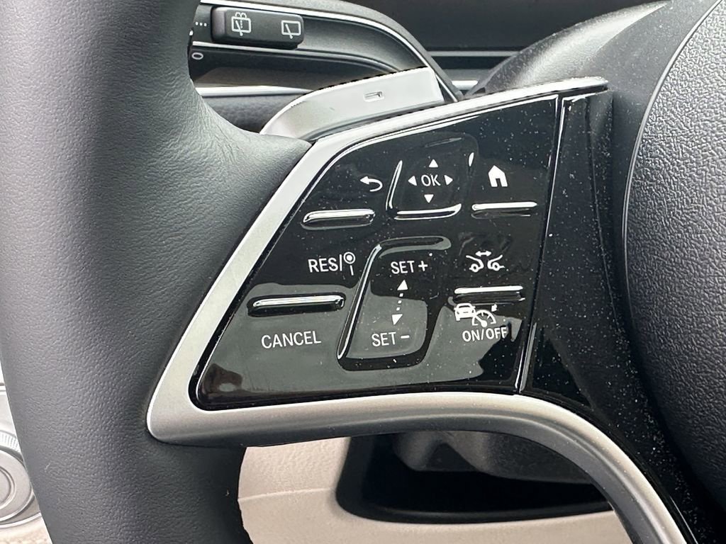 New 2026 Obsidian Black Metallic Mercedes-Benz GLE 580 image 28