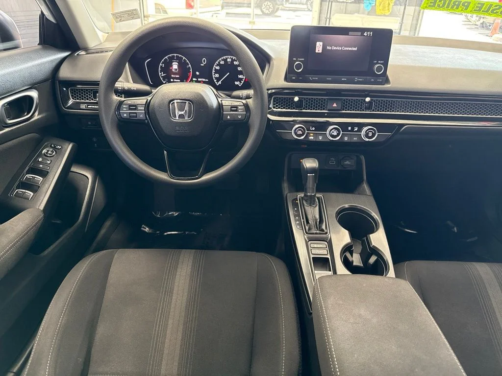Used 2023 White Honda LX image 17