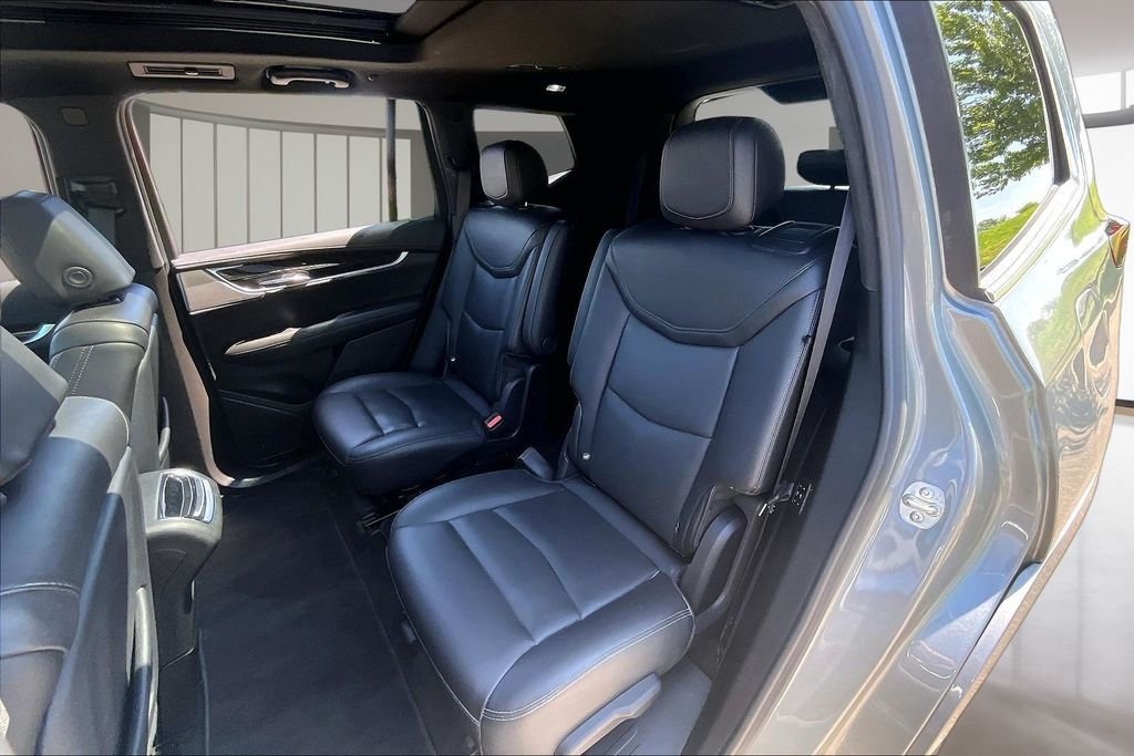 Used 2025 Silver Cadillac Premium Luxury image 28