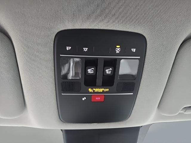 New 2026 Silver Hyundai Limited AWD image 27