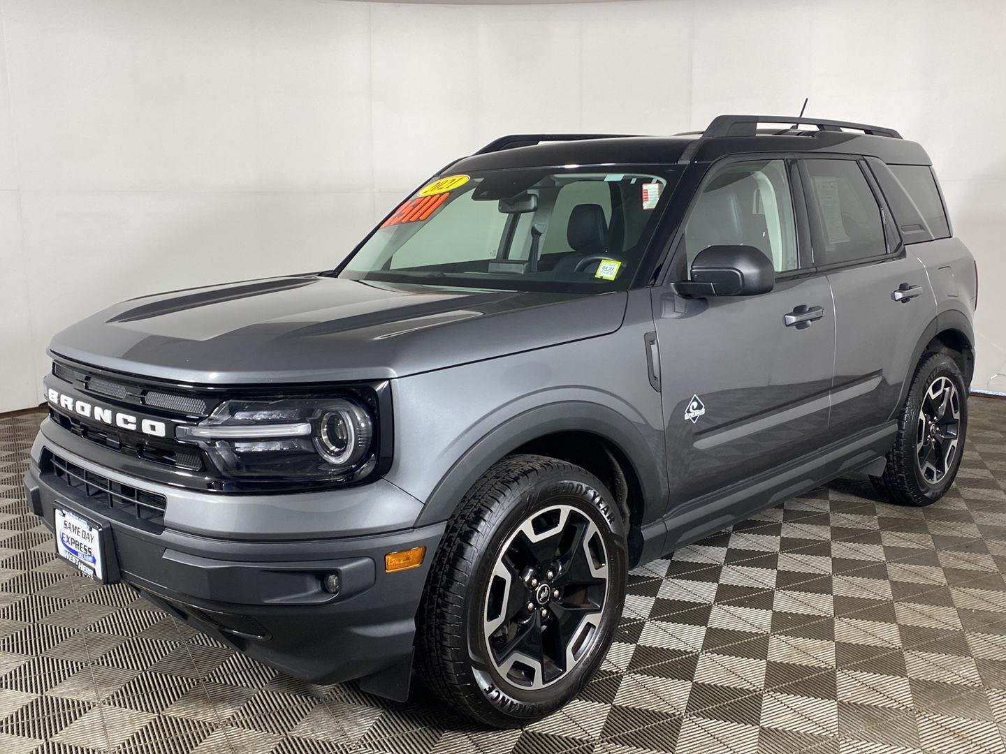 Used 2021 Carbonized Gray Ford Outer Banks image 9