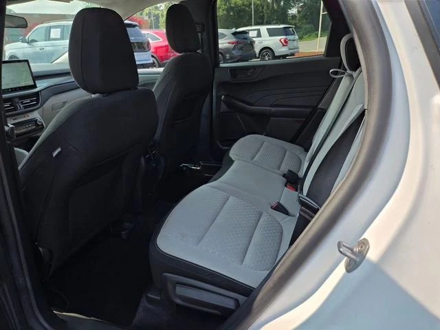 Used 2023 White Ford Active image 12
