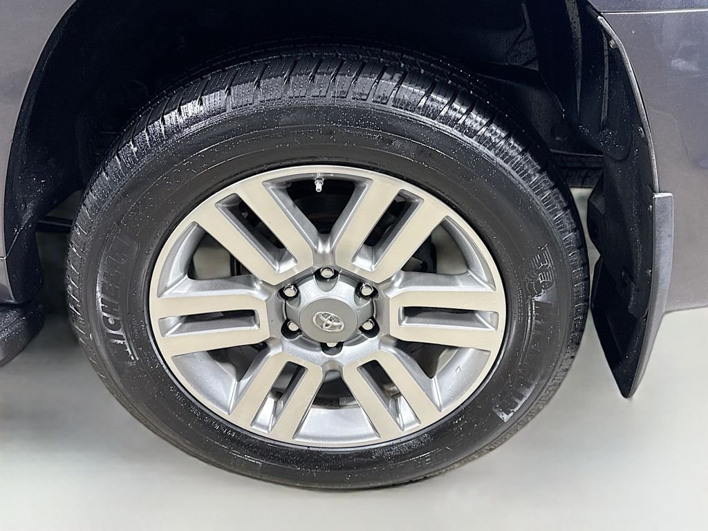 Used 2012 Magnetic Gray Metallic Toyota Limited image 9