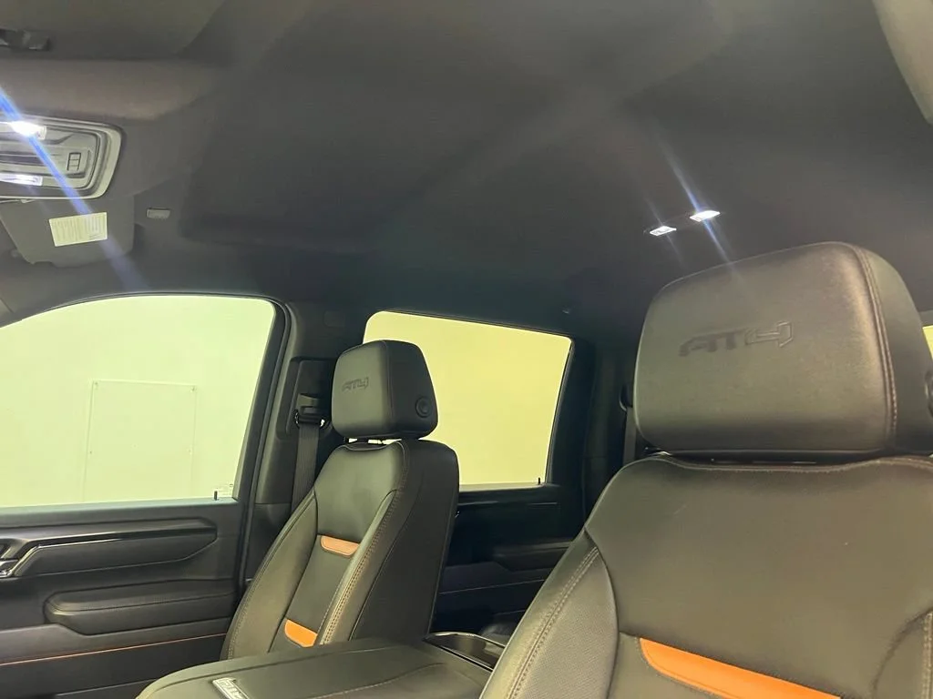 Used 2025 Onyx Black GMC AT4 image 16