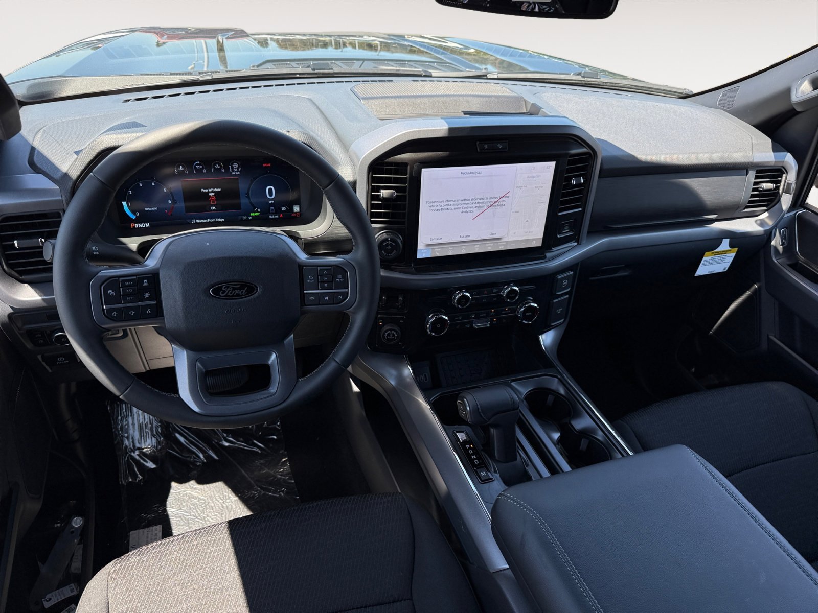 New 2026 Agate Black Metallic Ford XLT Hybrid image 15