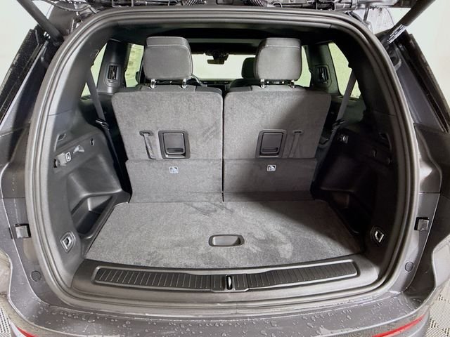 New 2026 Baltic Gray Metallic Clearcoat Jeep Laredo image 25