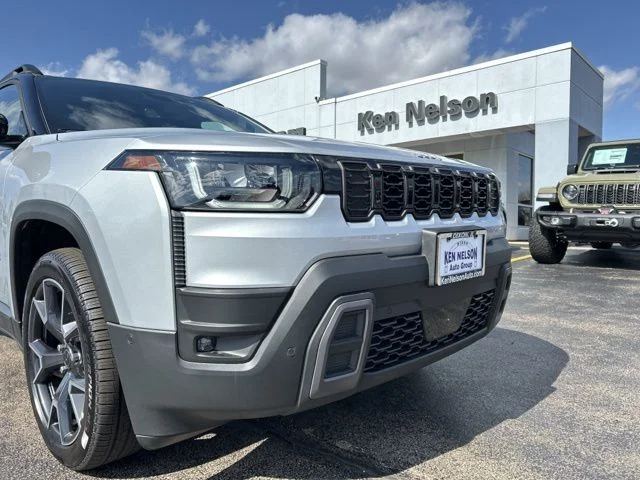 New 2026 Silver Jeep Overland image 5