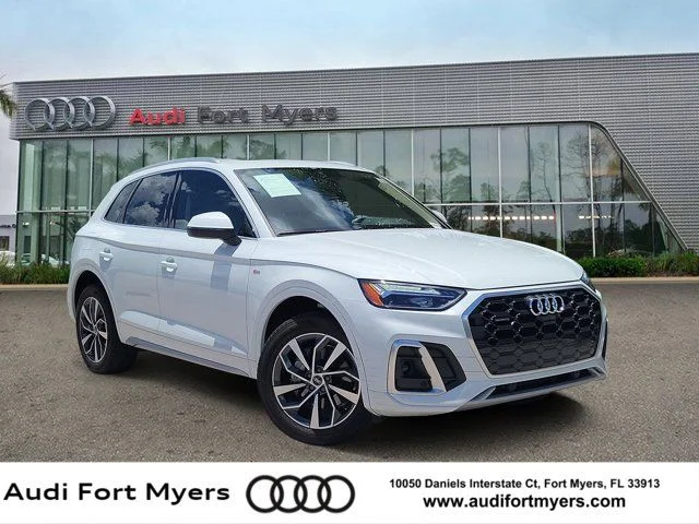 2023 Audi Q5 45 Premium Plus's photo