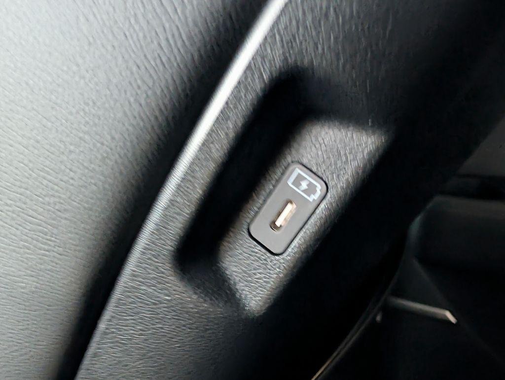 2026 Hyundai Santa Fe Limited - Photo 12
