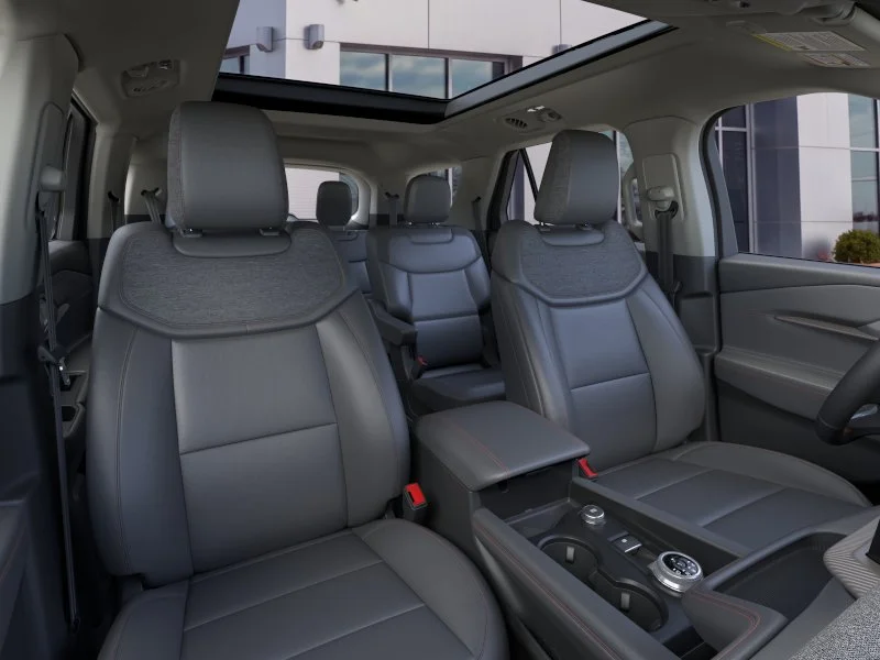 New 2026 Space White Metallic Ford Active image 33