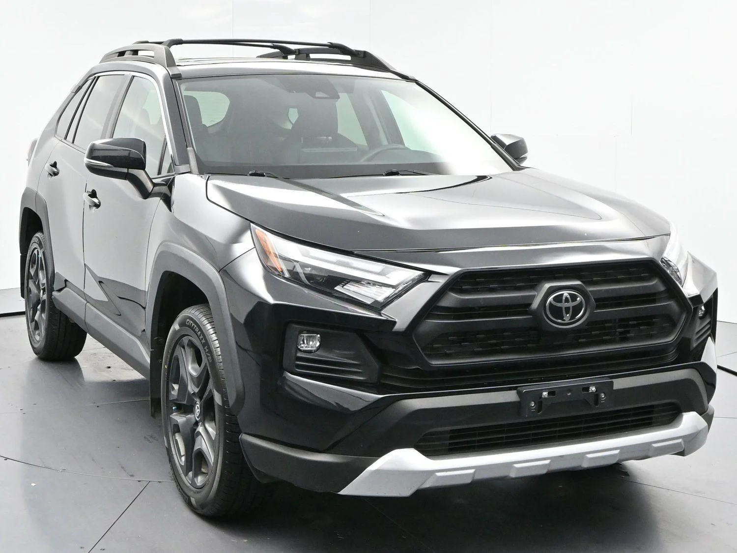 Used 2022 Midnight Black Metallic Toyota Adventure image 2