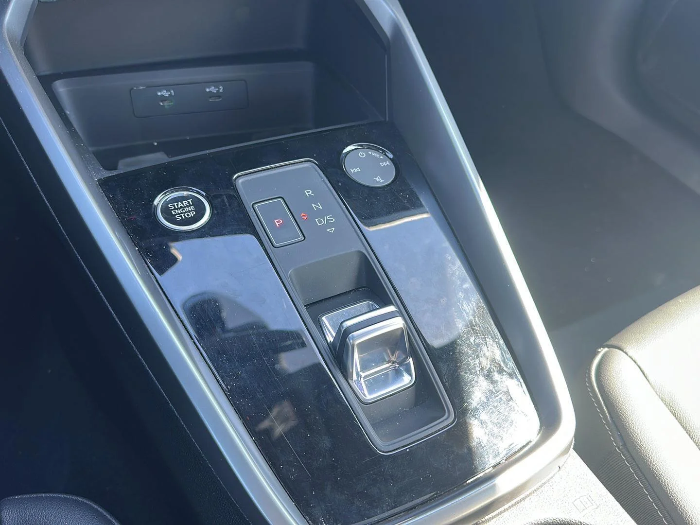Used 2024 Manhattan Gray Metallic Audi Premium image 17
