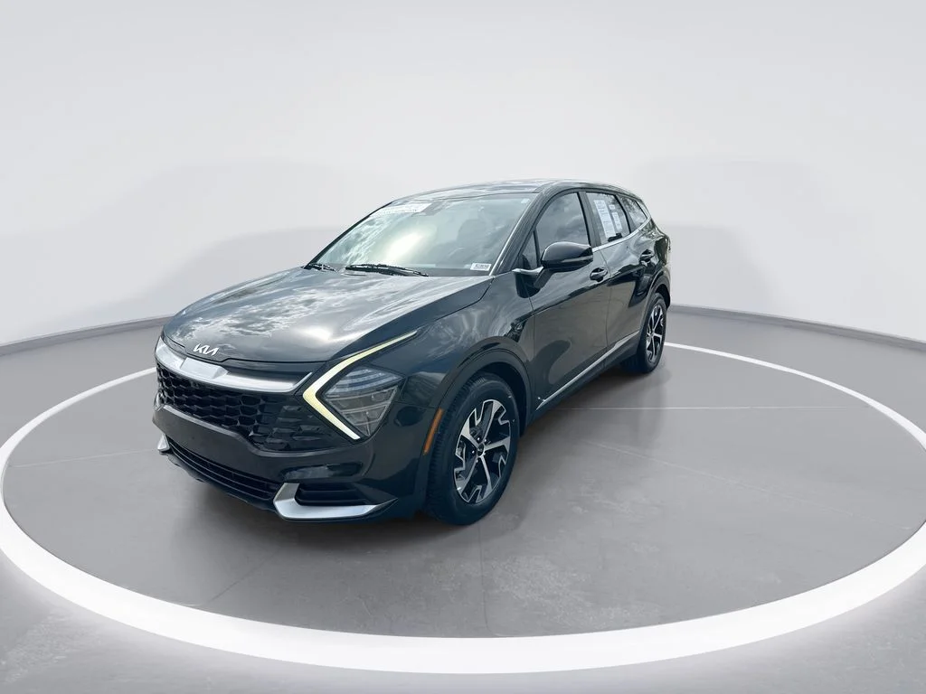 Used 2024 Black Kia EX image 4