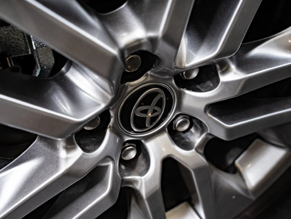 Used 2025 Silver Sky Metallic Toyota XLE Premium image 8