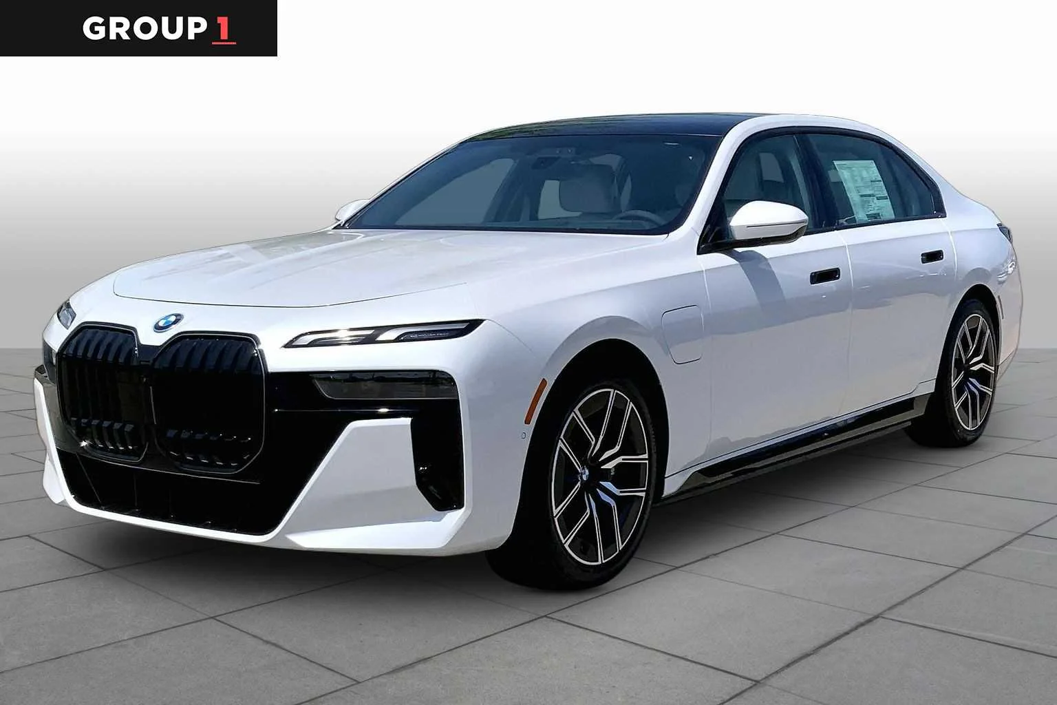 2026 BMW 7 Series 750e xDrive Sedan's photo