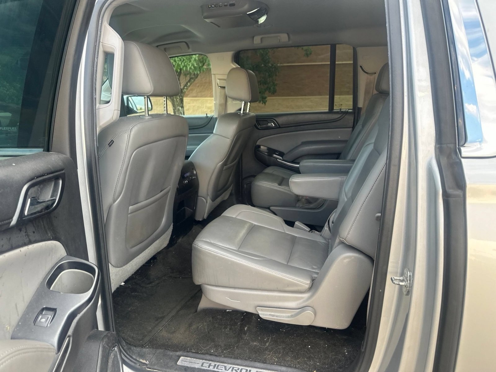 Used 2015 Silver Ice Metallic Chevrolet LT image 3