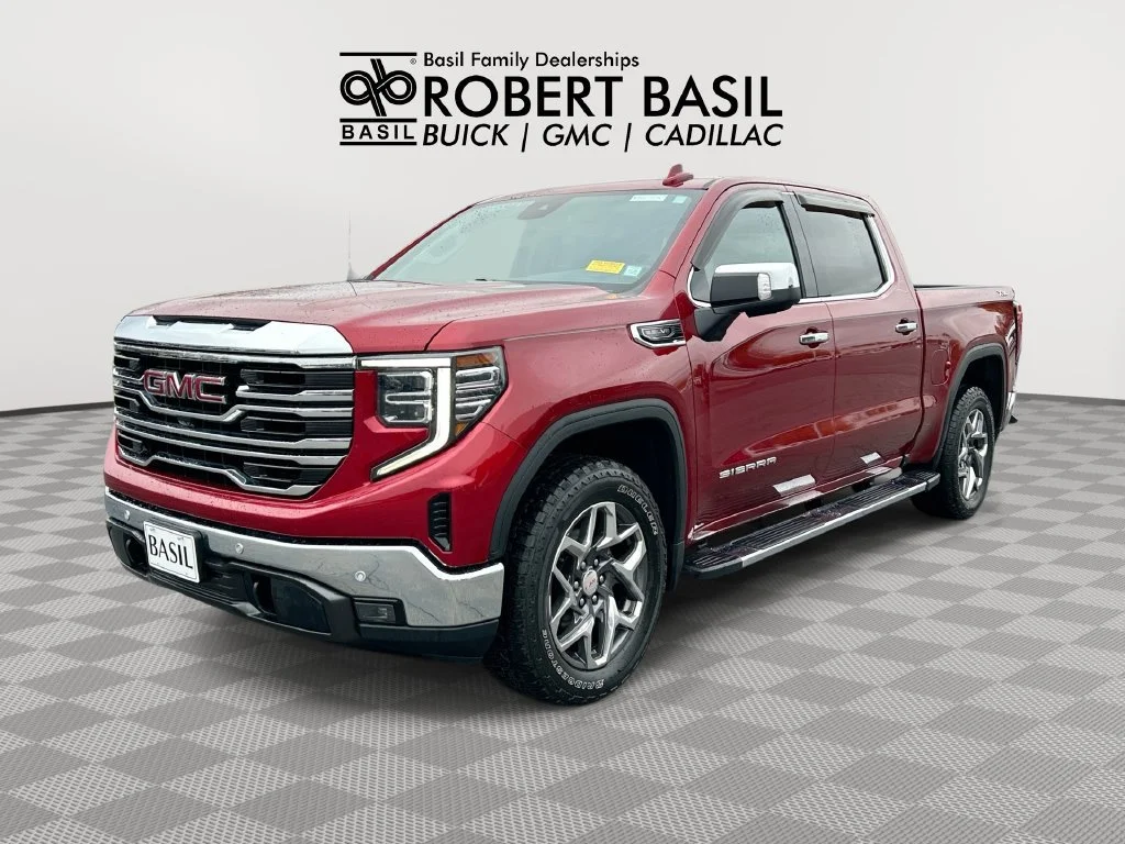 Used 2022 CAYENNE RED TINTCOAT GMC SLT image 1